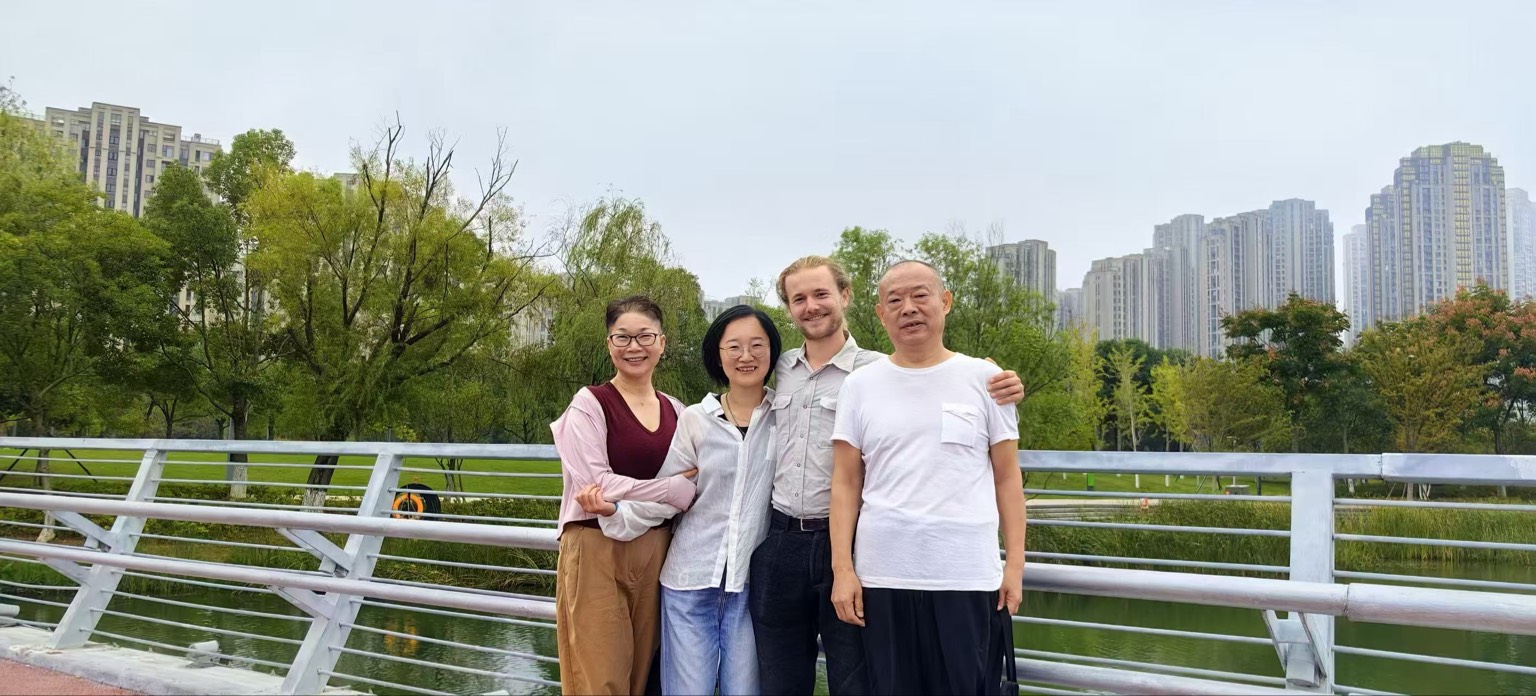 China 2025: zb2rhjLGYHhnRxgYa2zuUHG48Y57rH49bBu6dX1v6TcPyJeuQ.jpg