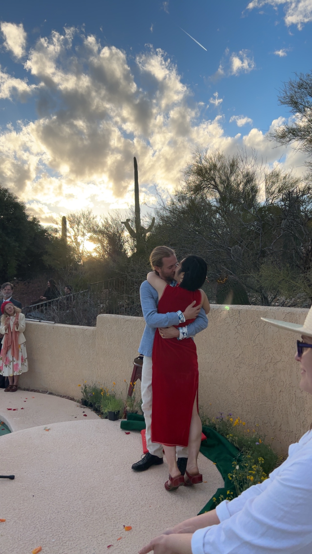 Tucson Wedding: zb2rhiePGhSM6f4jmXseY2GZUdxPWVYWgY8La9PFLoogd1VnN.jpg